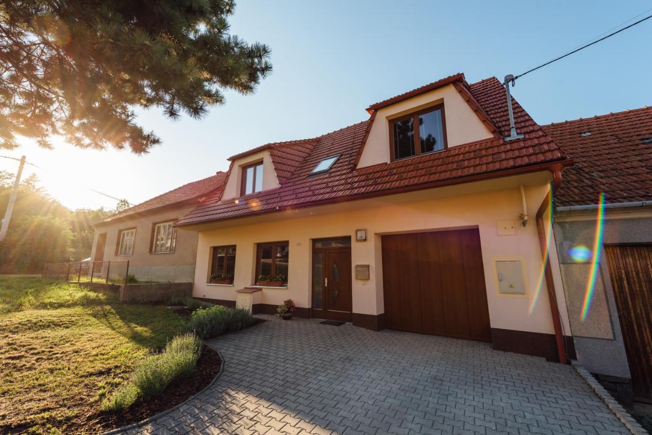 Apartman Pod Borovici Kovalovice Екстер'єр фото
