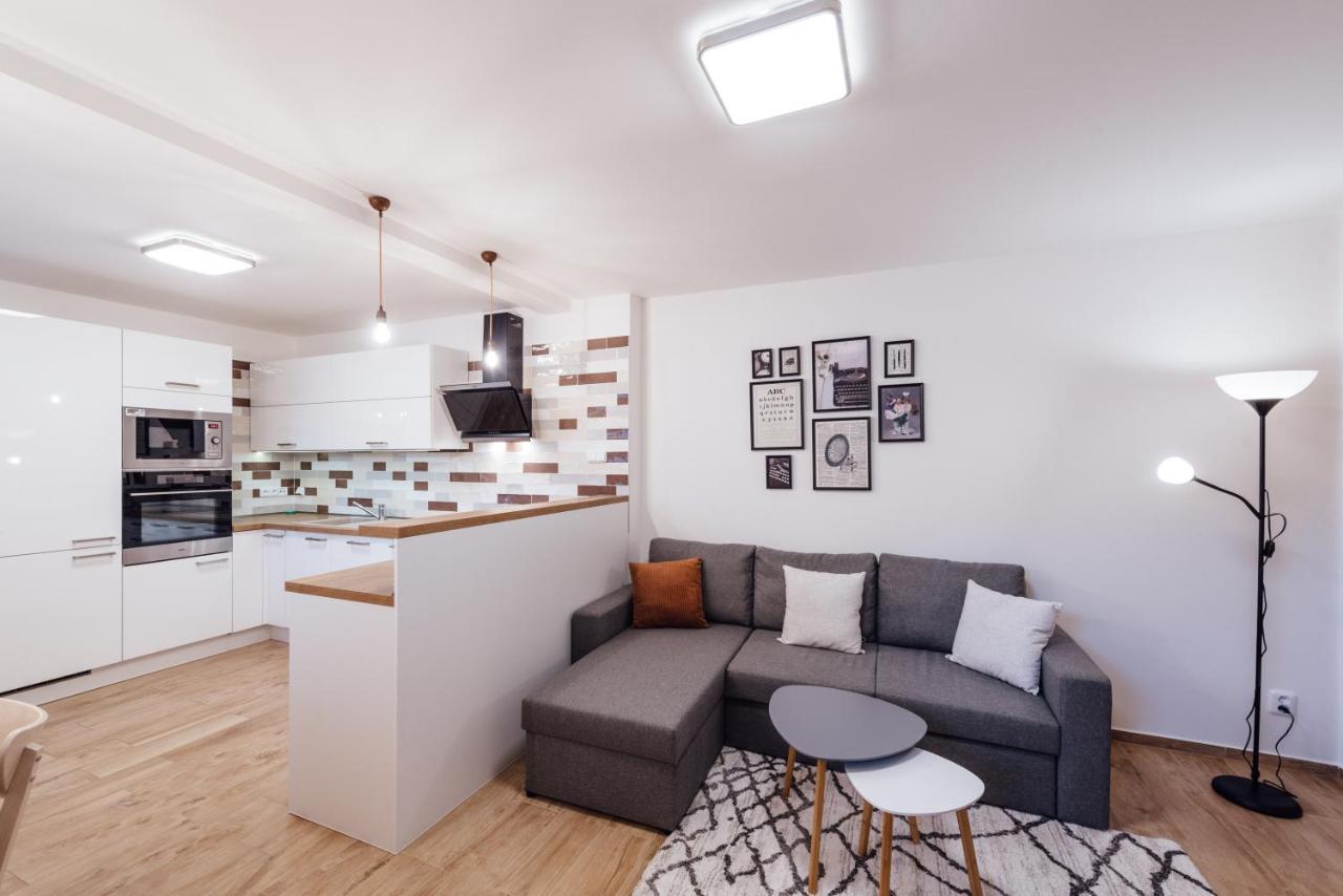 Apartman Pod Borovici Kovalovice Екстер'єр фото